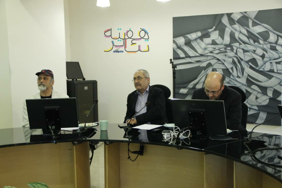 ابراهیم حقیقی در آئین رونمایی از پوستر هفته بزرگداشت تئاتر
