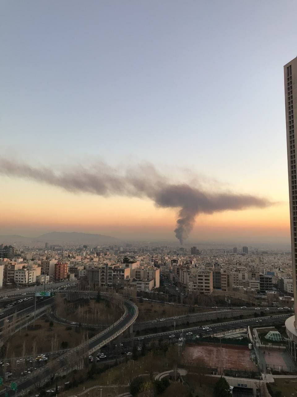 آتش سوزی در میدان شوش 