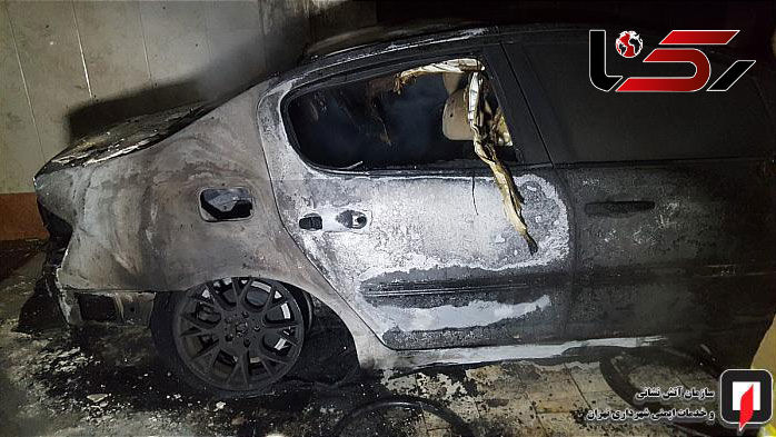 عکس های جزغاله شدن 3 ماشین گران قیمت در غرب تهران + جزییات