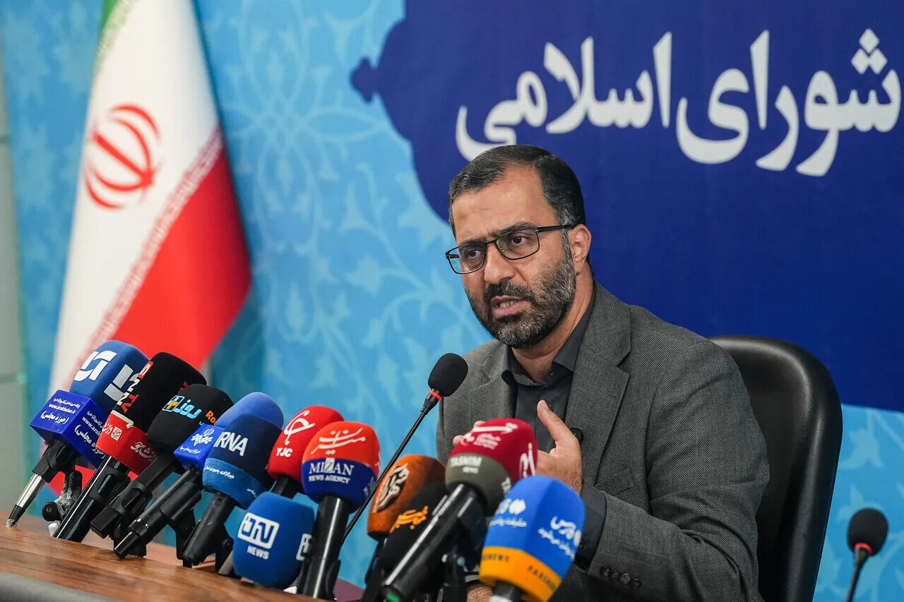 بررسی لایحه اصلاح ماده ۸۷ قانون مدیریت خدمات کشوری در صحن علنی مجلس