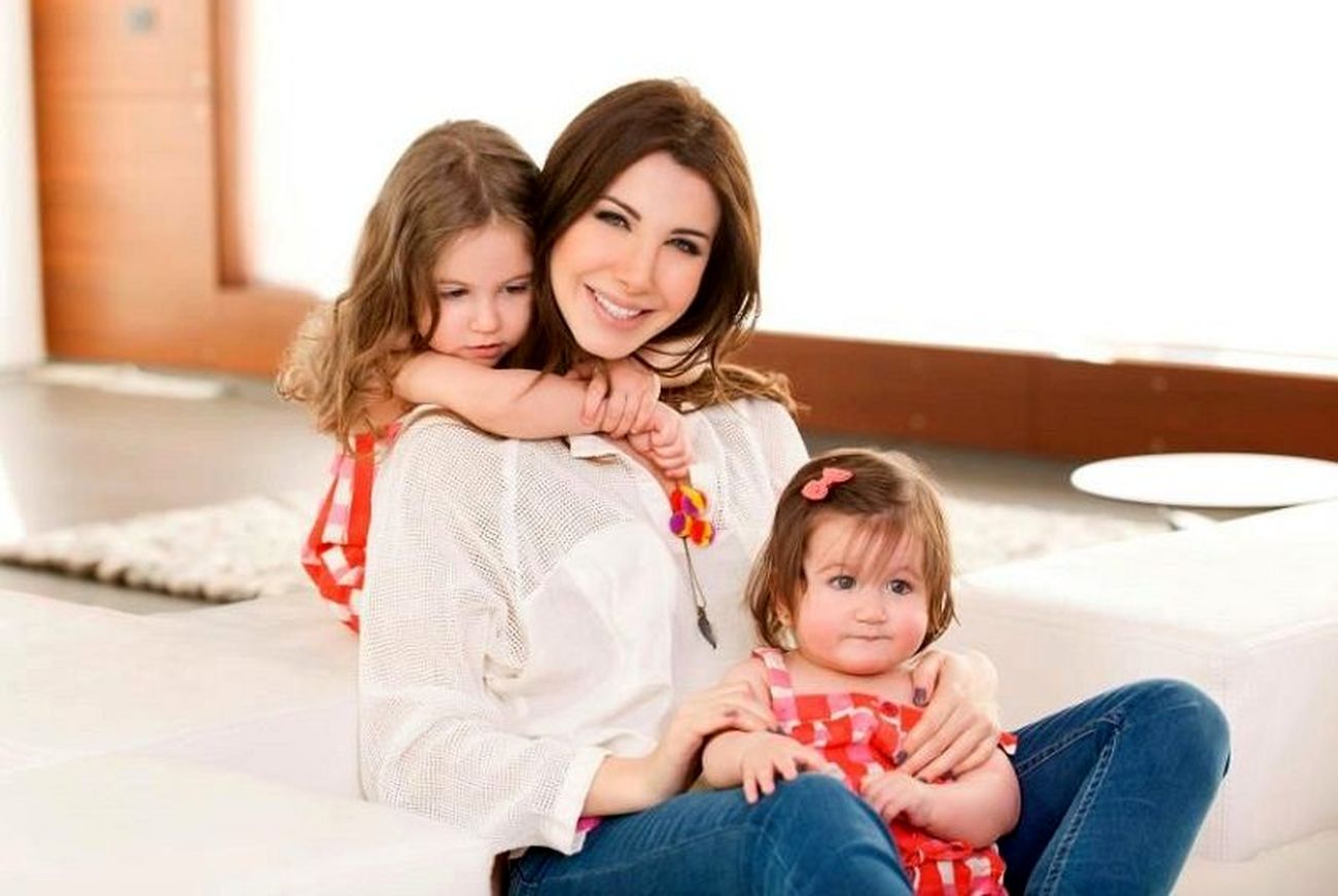 نانسی عجرم در کودکی به من ظلم شده است عکس