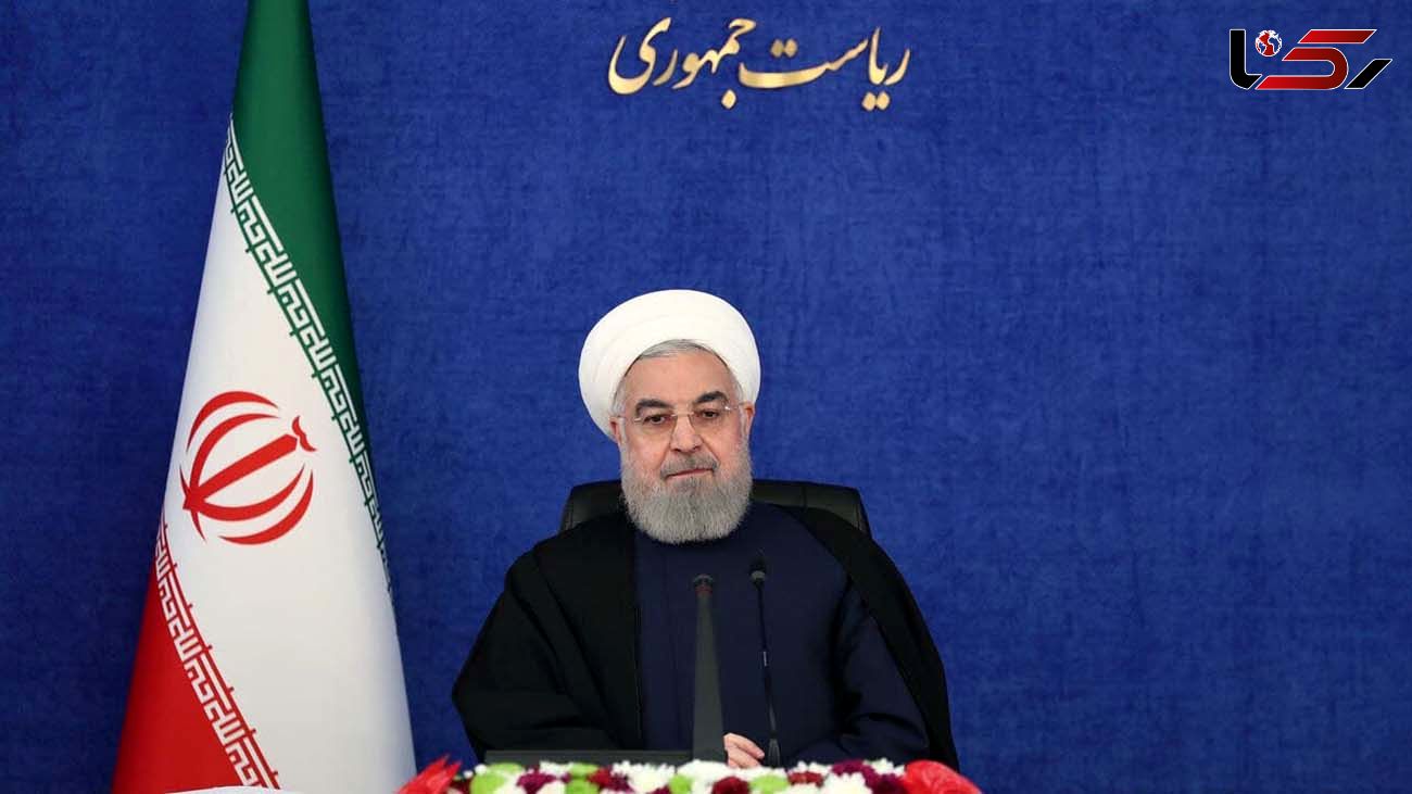 قرار نیست یک عده کنار بنشینند چرتکه بیندازند یا اینکه به نفع دشمن هورا بکشند