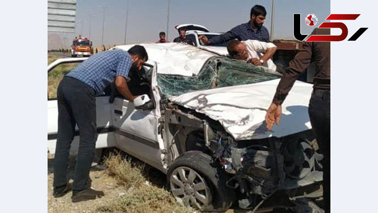 عکس / ماشین مچاله یک مدیر سرشناس در استهبان / دکتر فدایی زنده است! 