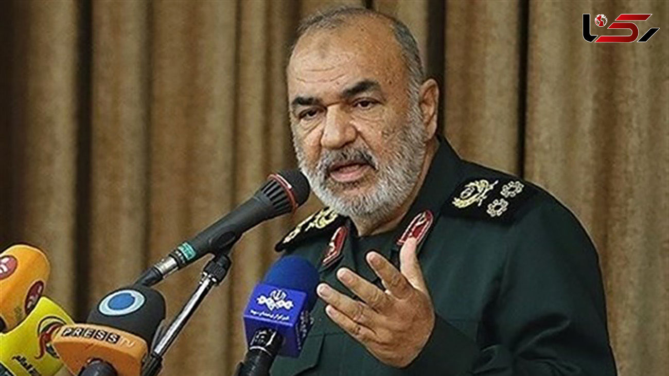 سردار سلامی: یک سال و نیم اخیر را در فضای جنگ بودیم