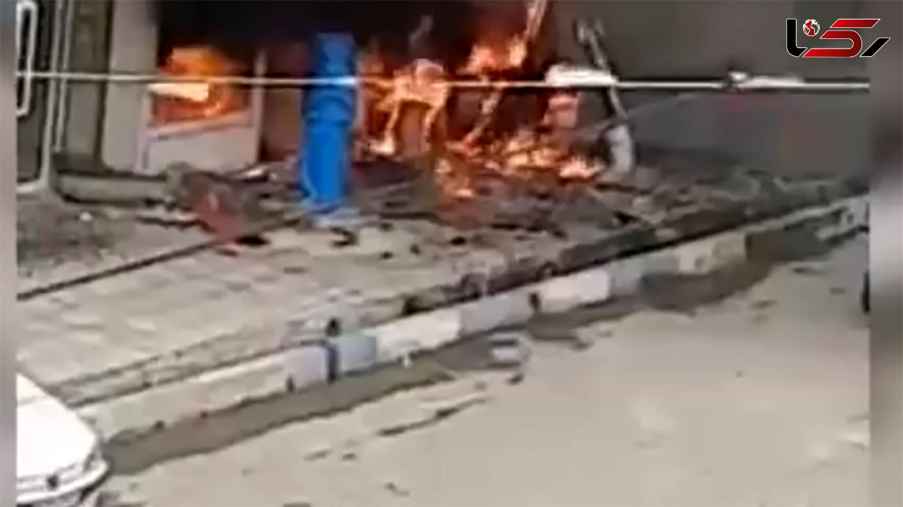 زبانه های آتش یک مغازه را در نصیرشهر به کام خود کشید/ آسمان سیاه شد + فیلم